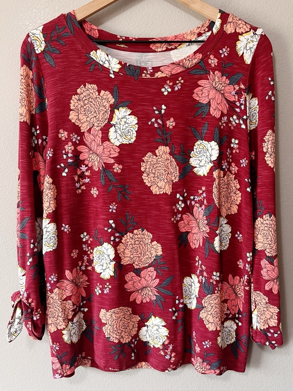 LOFT NWT Maroon Floral Print Tie Long Sleeve Blouse Size Small Casual Workwear